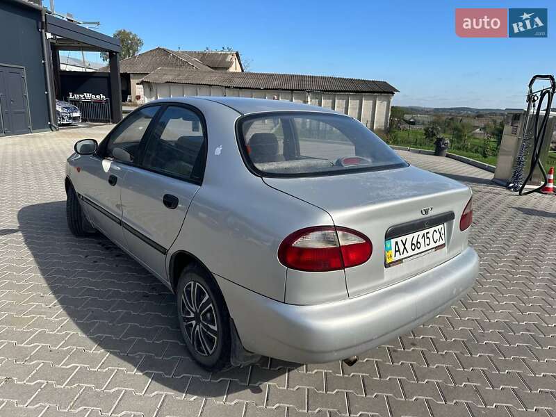 Седан Daewoo Sens 2004 в Шумске