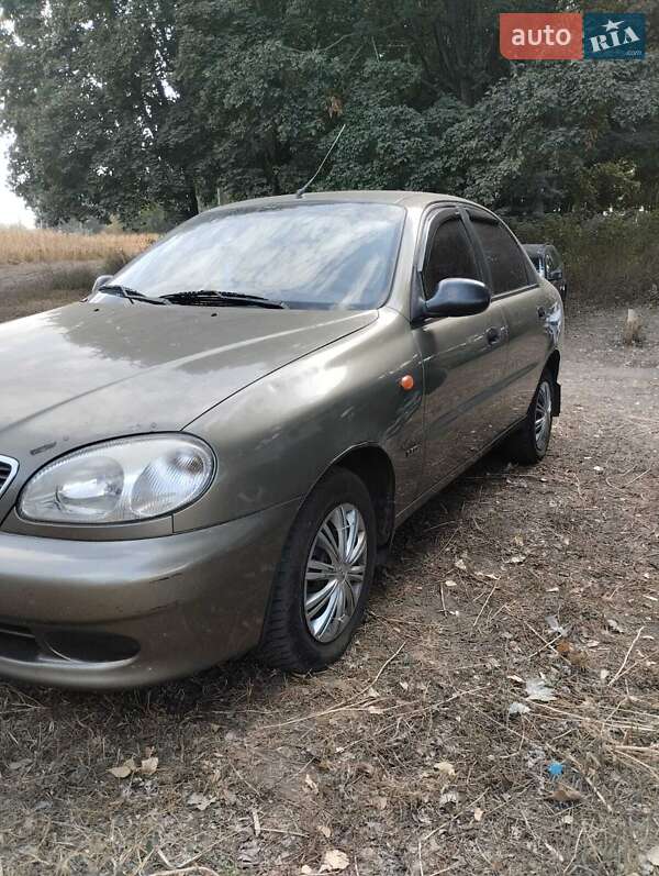Седан Daewoo Sens 2004 в Каменке