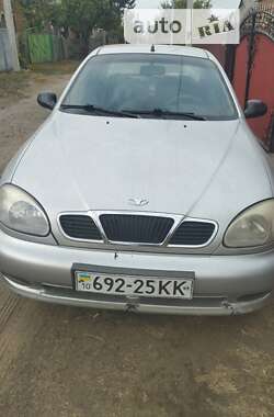 Седан Daewoo Sens 2003 в Новоукраинке