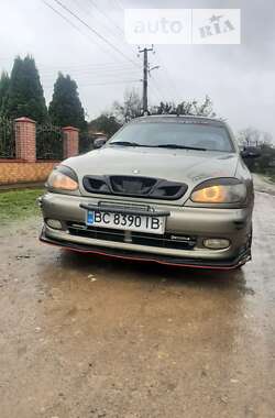 Седан Daewoo Sens 2004 в Самборе