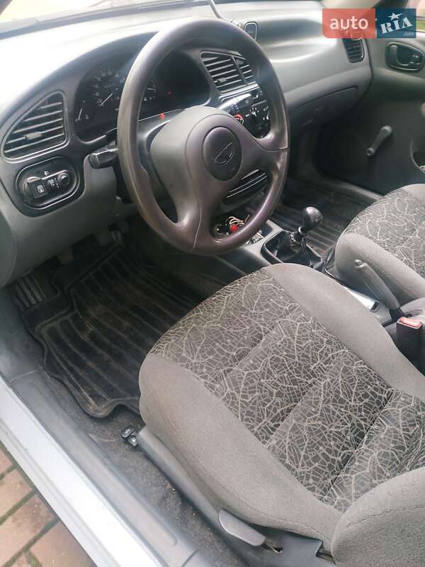 Седан Daewoo Sens 2006 в Киеве