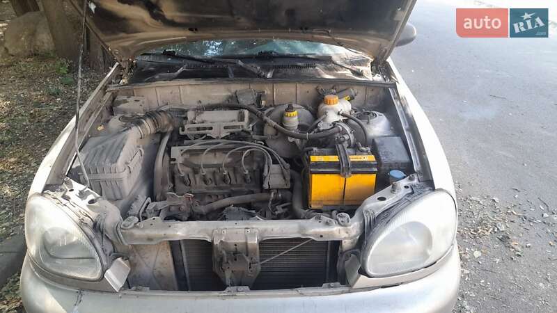 Седан Daewoo Sens 2004 в Дніпрі