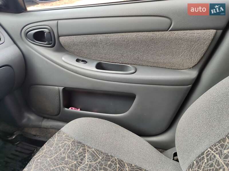 Седан Daewoo Sens 2006 в Киеве
