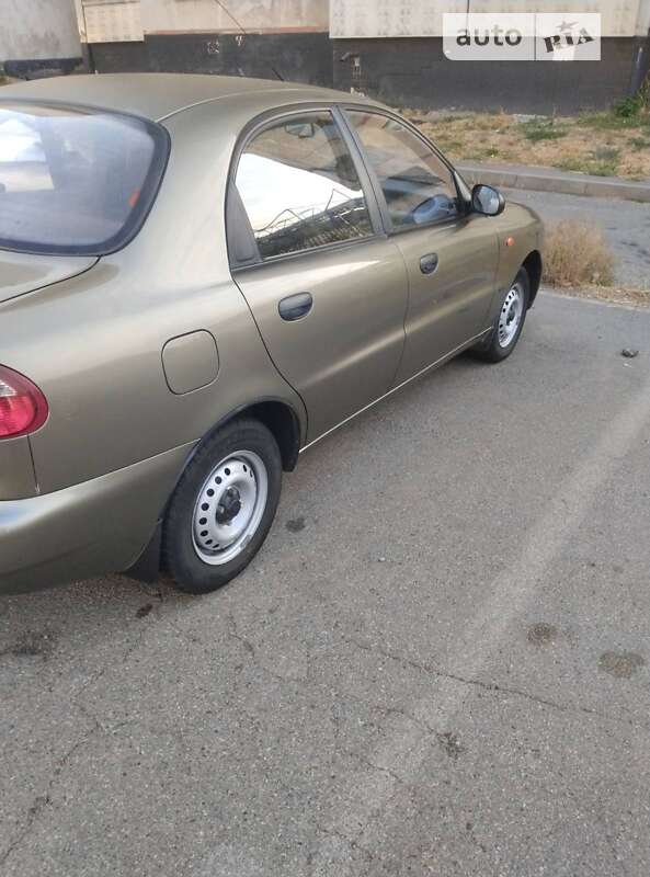 Седан Daewoo Sens 2004 в Харкові