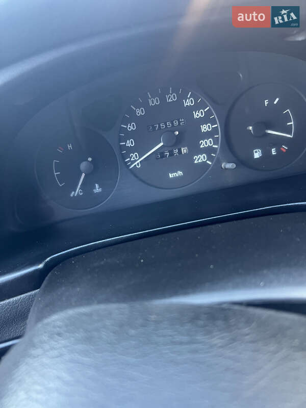 Седан Daewoo Sens 2003 в Тячеві