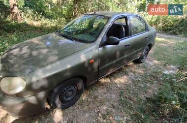 Седан Daewoo Sens 2004 в Чернигове