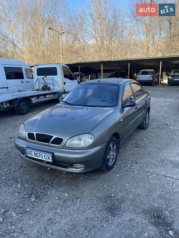 Седан Daewoo Sens 2005 в Днепре