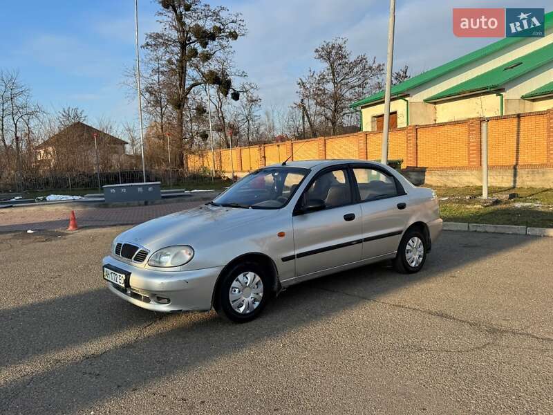 Седан Daewoo Sens 2004 в Черновцах