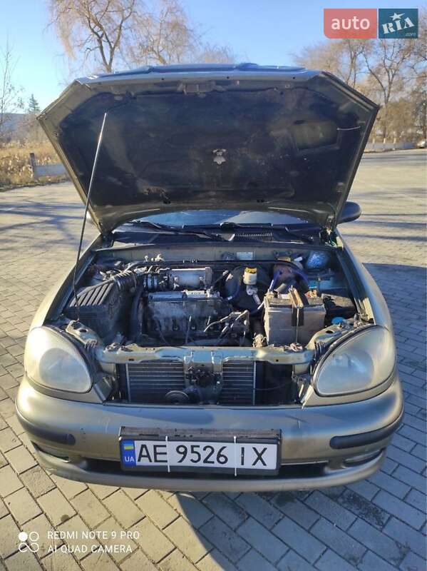 Седан Daewoo Sens 2003 в Апостоловому