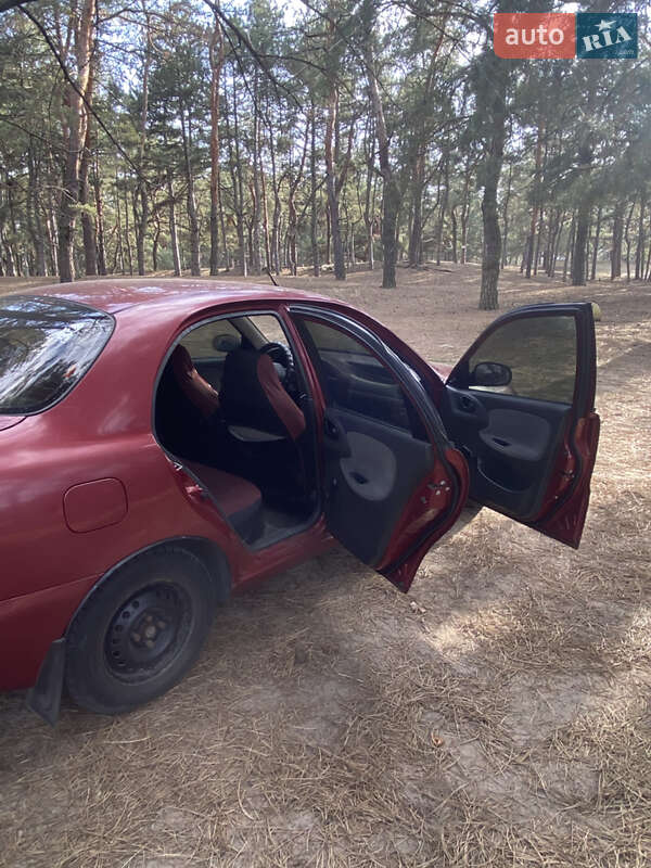 Седан Daewoo Sens 2005 в Днепре