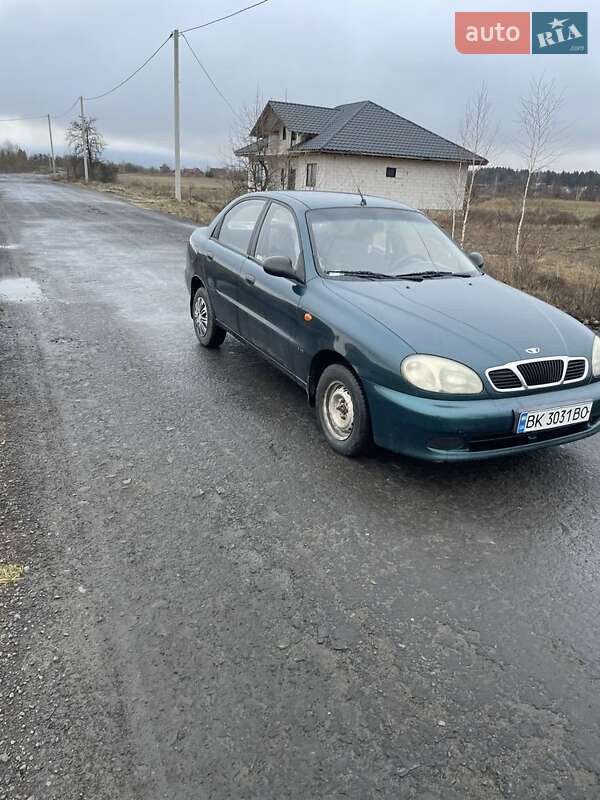 Седан Daewoo Sens 2003 в Сарнах