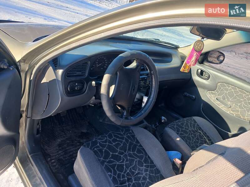 Седан Daewoo Sens 2002 в Крыжополе