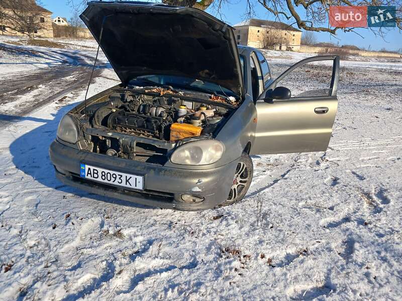 Седан Daewoo Sens 2002 в Крыжополе