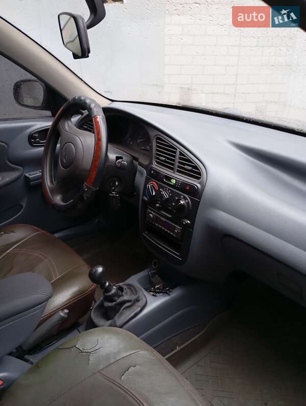 Седан Daewoo Sens 2005 в Киеве