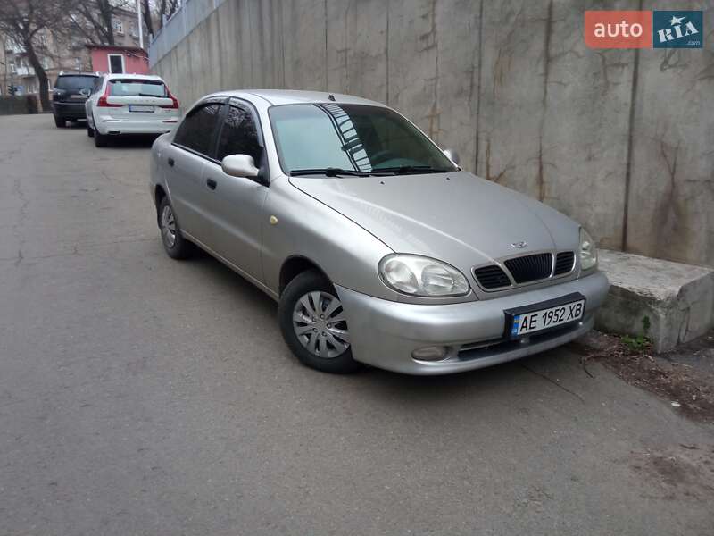 Седан Daewoo Sens 2003 в Днепре