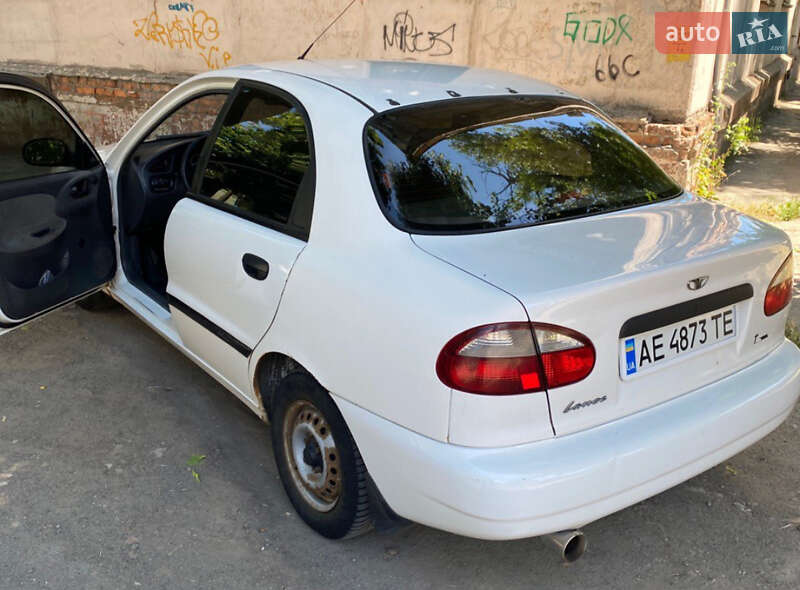 Седан Daewoo Sens 2004 в Днепре