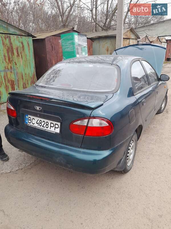 Седан Daewoo Sens 2004 в Львове