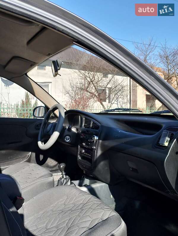 Седан Daewoo Sens 2005 в Збаражі