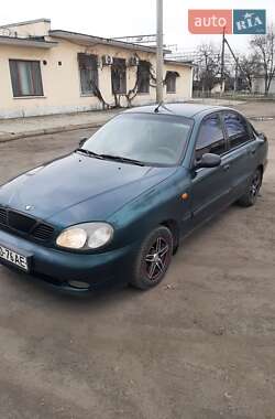 Седан Daewoo Sens 2003 в Горішніх Плавнях