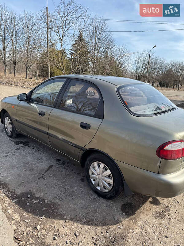 Седан Daewoo Sens 2004 в Кривом Роге