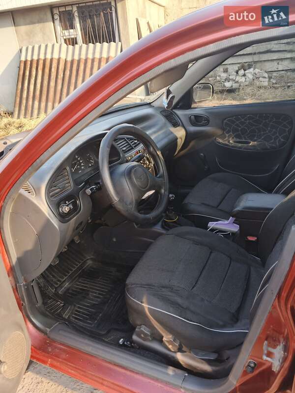 Седан Daewoo Sens 2004 в Кролевце