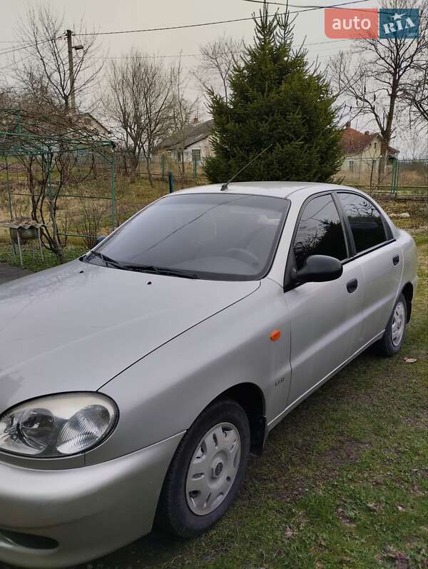 Седан Daewoo Sens 2004 в Долине