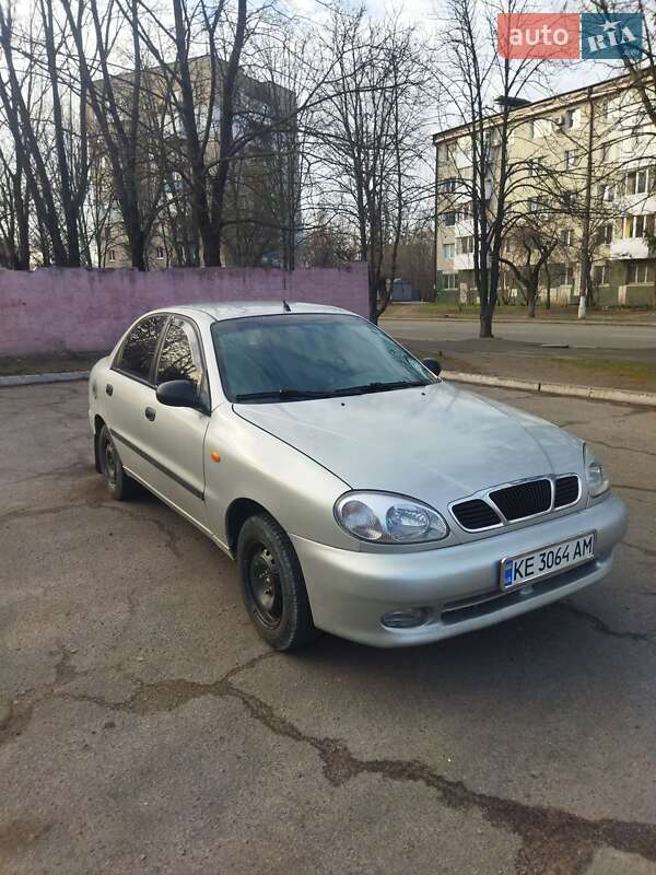 Седан Daewoo Sens 2004 в Дніпрі