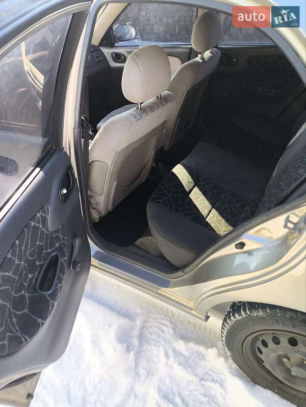 Седан Daewoo Sens 2004 в Киеве