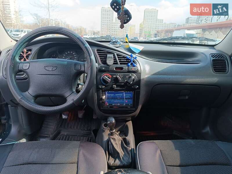 Седан Daewoo Sens 2004 в Киеве