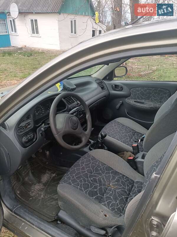 Седан Daewoo Sens 2003 в Звягеле