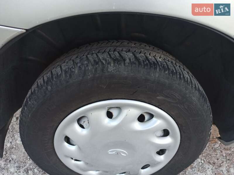 Седан Daewoo Sens 2003 в Каменском