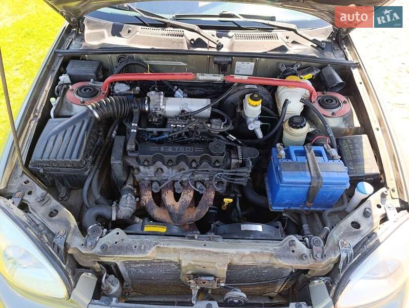 Седан Daewoo Sens 2004 в Черкасах