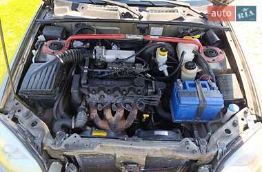 Седан Daewoo Sens 2004 в 