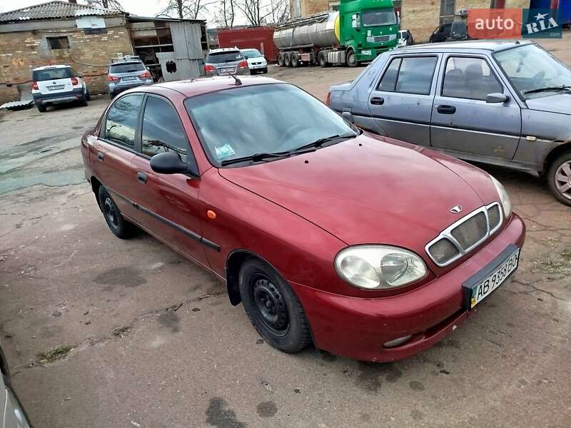 Седан Daewoo Sens 2004 в Буче