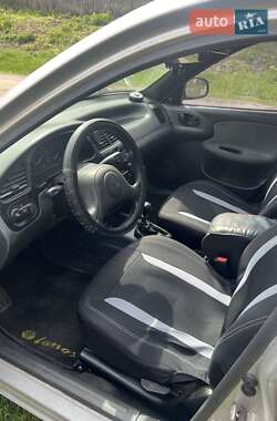 Седан Daewoo Sens 2004 в Ніжині