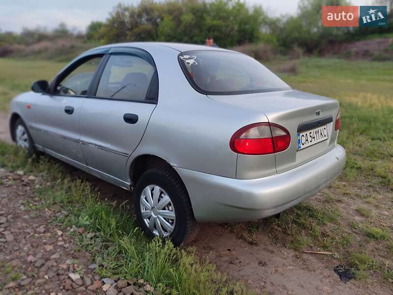 Седан Daewoo Sens 2005 в Смеле