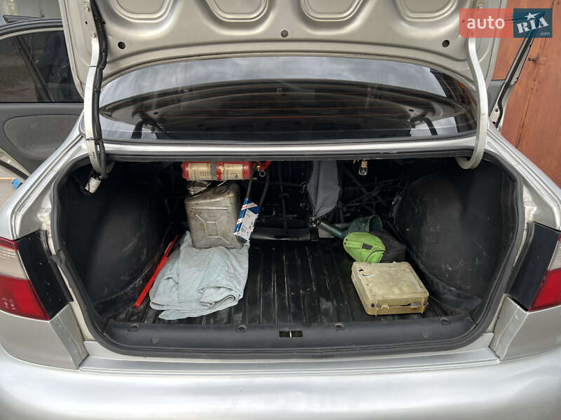 Седан Daewoo Sens 2004 в Запорожье