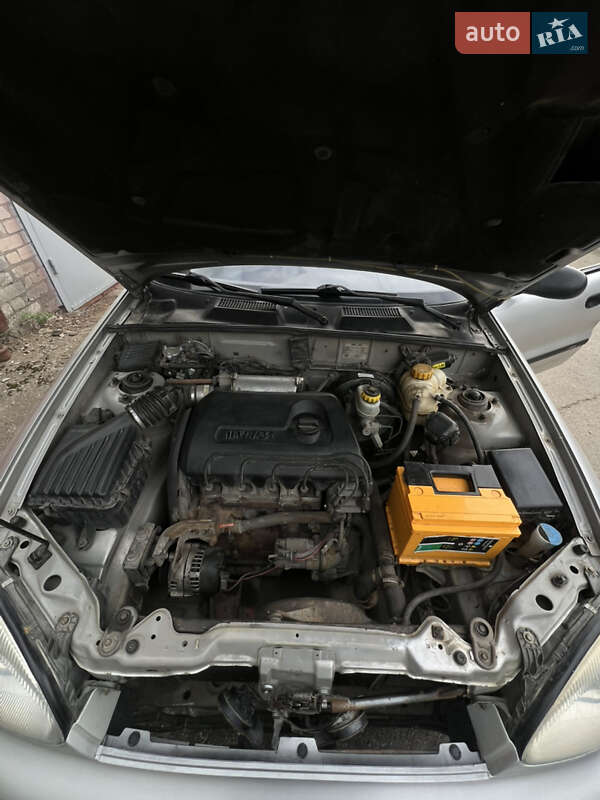 Седан Daewoo Sens 2004 в Запорожье