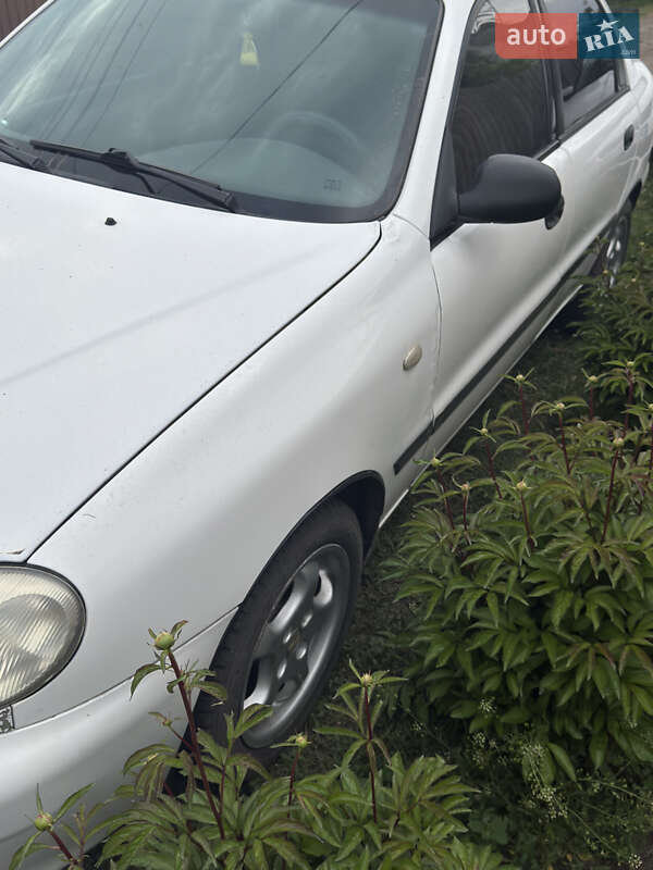 Седан Daewoo Sens 2006 в Лозовой