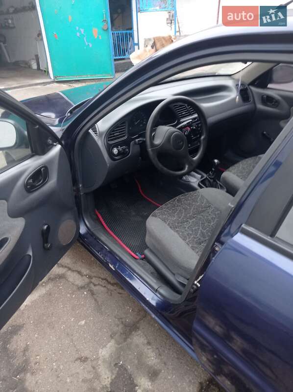 Седан Daewoo Sens 2006 в Первомайске