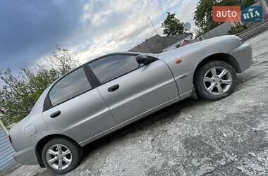 Седан Daewoo Sens 2004 в Рокитному