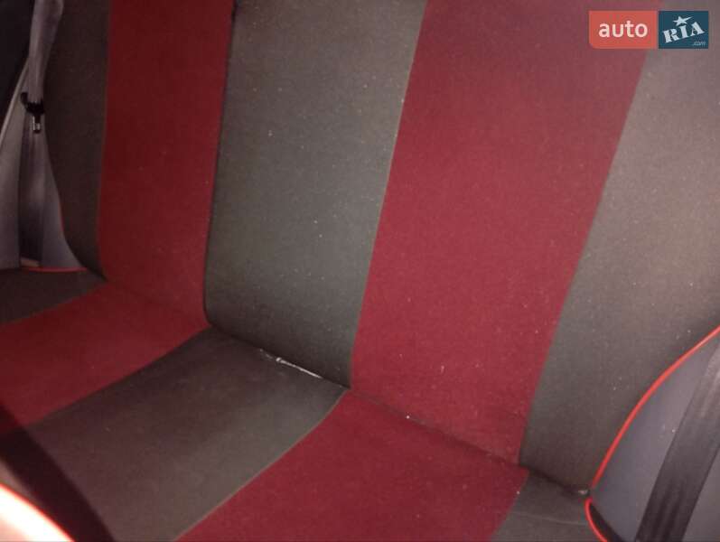 Седан Daewoo Sens 2003 в Кельменцах