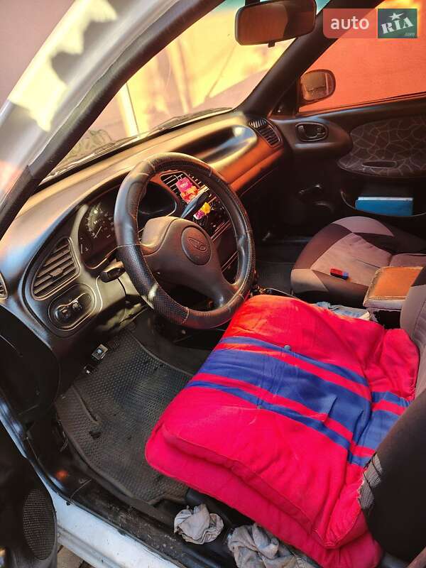 Седан Daewoo Sens 2004 в Ужгороде