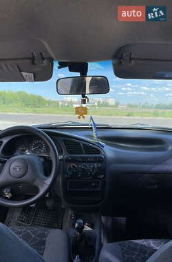 Седан Daewoo Sens 2002 в 