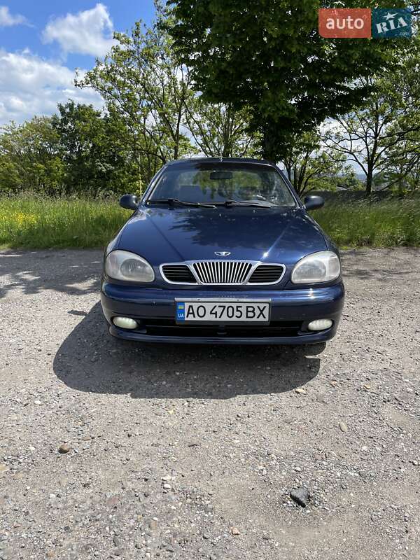 Седан Daewoo Sens 2004 в Ужгороді