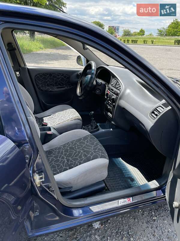 Седан Daewoo Sens 2004 в Ужгороді
