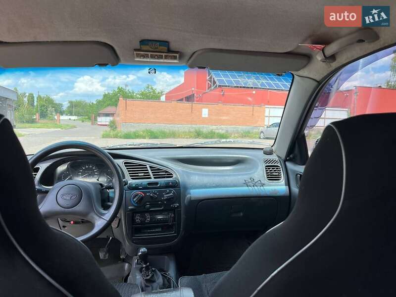 Седан Daewoo Sens 2003 в Кривом Роге