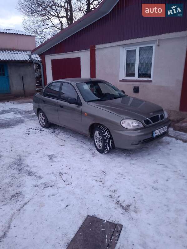 Седан Daewoo Sens 2004 в 