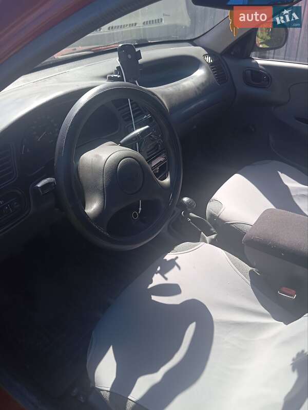 Седан Daewoo Sens 2006 в Радехове