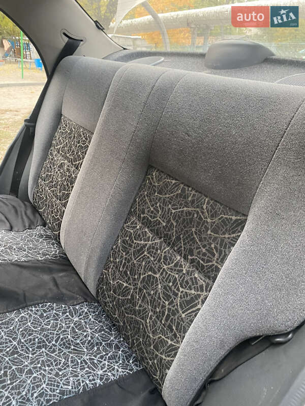 Седан Daewoo Sens 2006 в Днепре